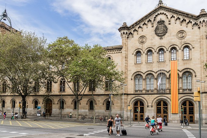 15 best colleges in Spain: rankings
